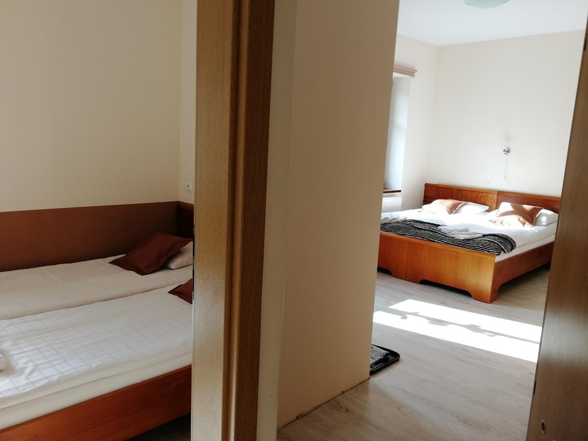 Na Skrócie Nocleg ze śniadaniem 3*